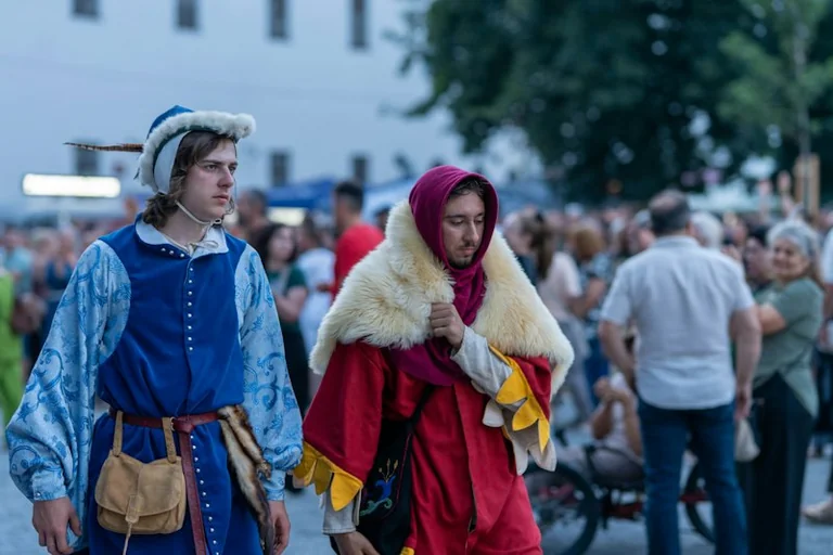 Wacław Rzewuski: magnat i dramatopisarz polskiego Oświecenia